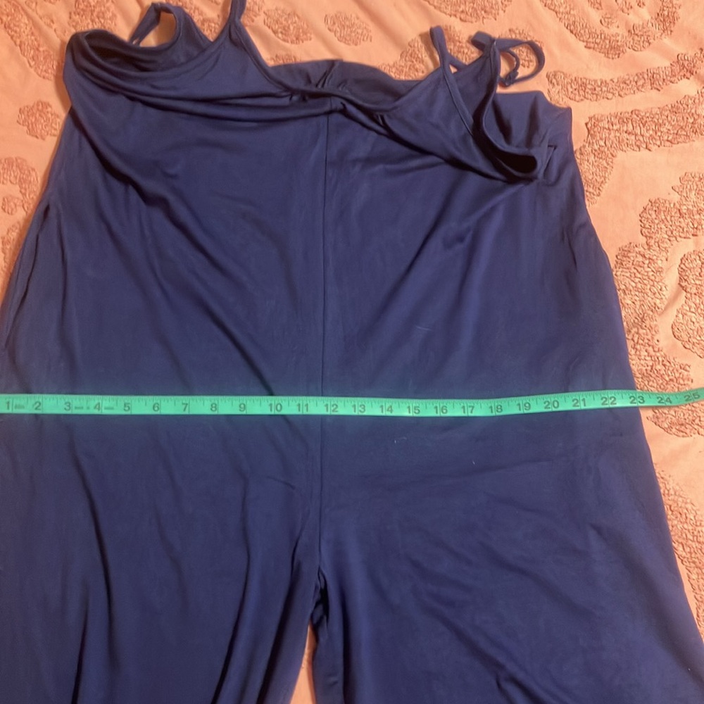 Size large, jumper. - Picture 3 of 3